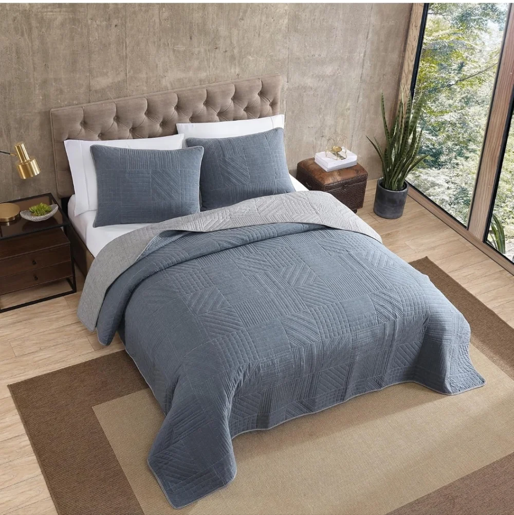 Eddie Bauer - King Quilt Set, Reversible Bedding with Matching Shams, Lightweigh